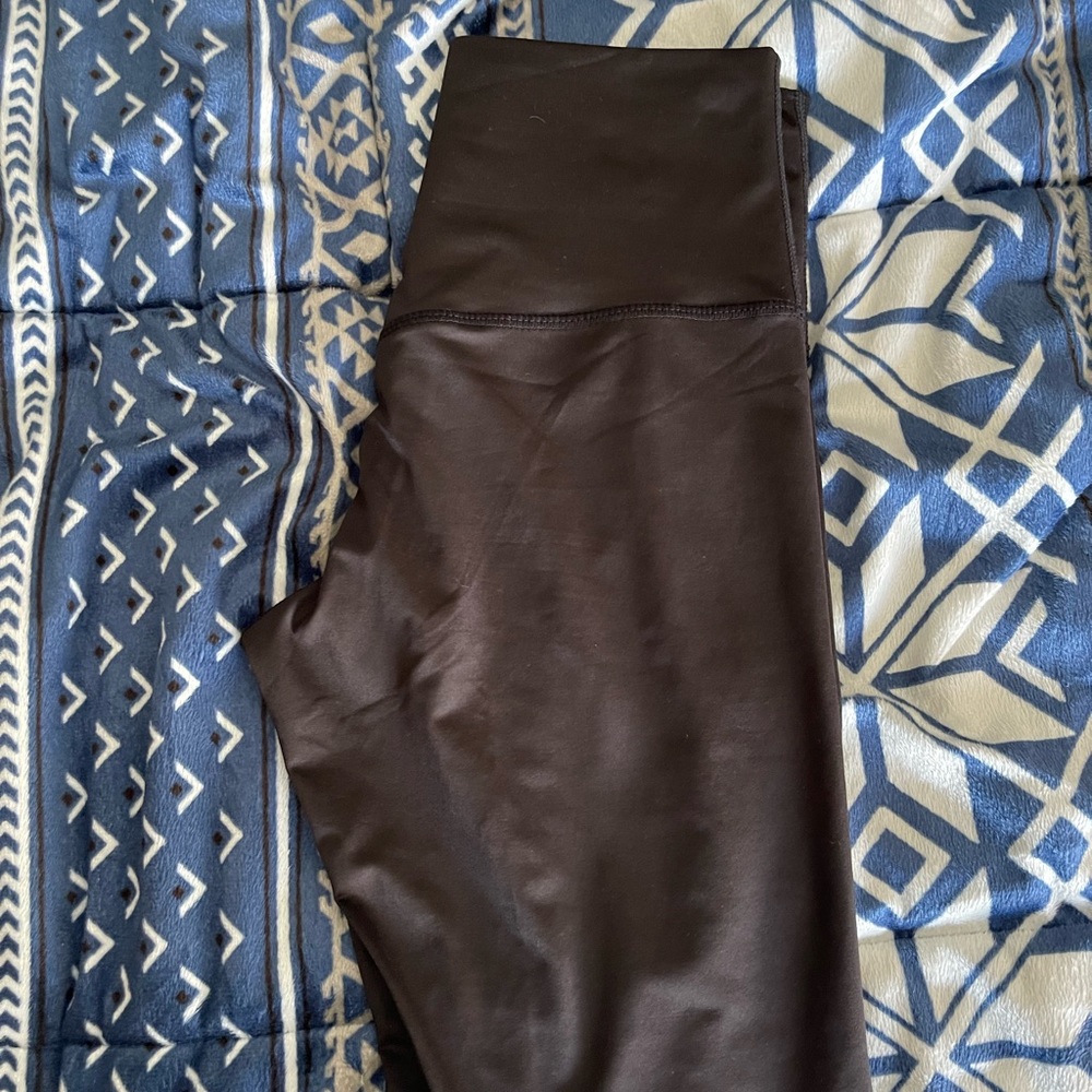 Black compression leggings